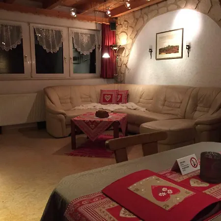 Alpenperle Apartment *