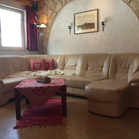 Alpenperle Apartament *